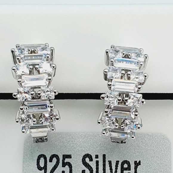 "925 Sterling Silver Cubic Zirconia Earrings, UU1P6A6157 - Picture 4 of 11